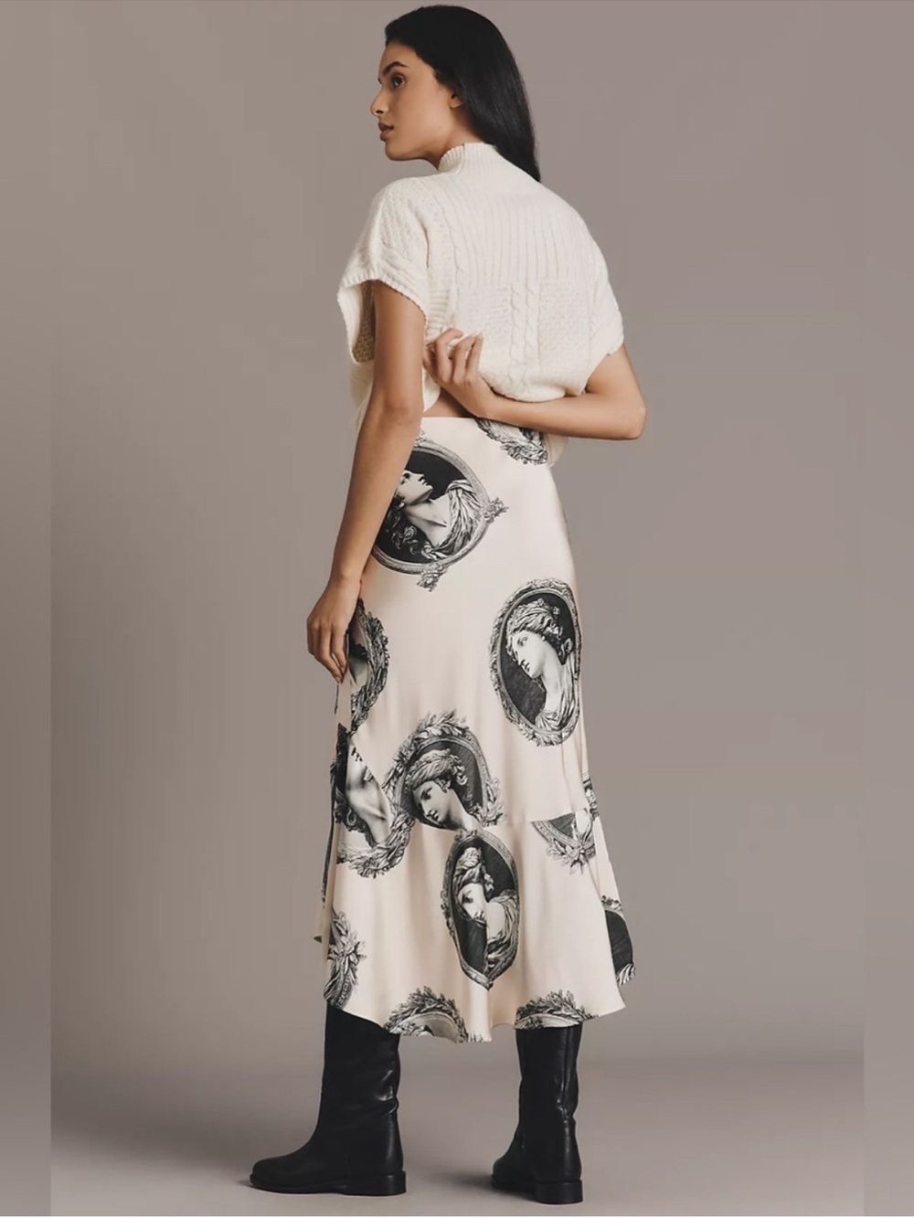 Anthropologie Maeve Cream Skirt with Black Cameo Print Size Small